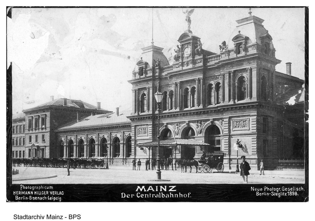 Merkez tren istasyonu 1898 civarında