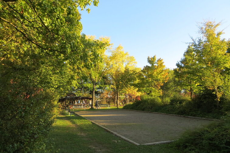 Bouleplatz an der Bezirkssportanlage