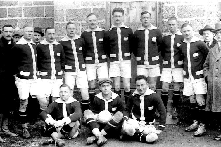 Fußballer von Mainz 05, um 1920