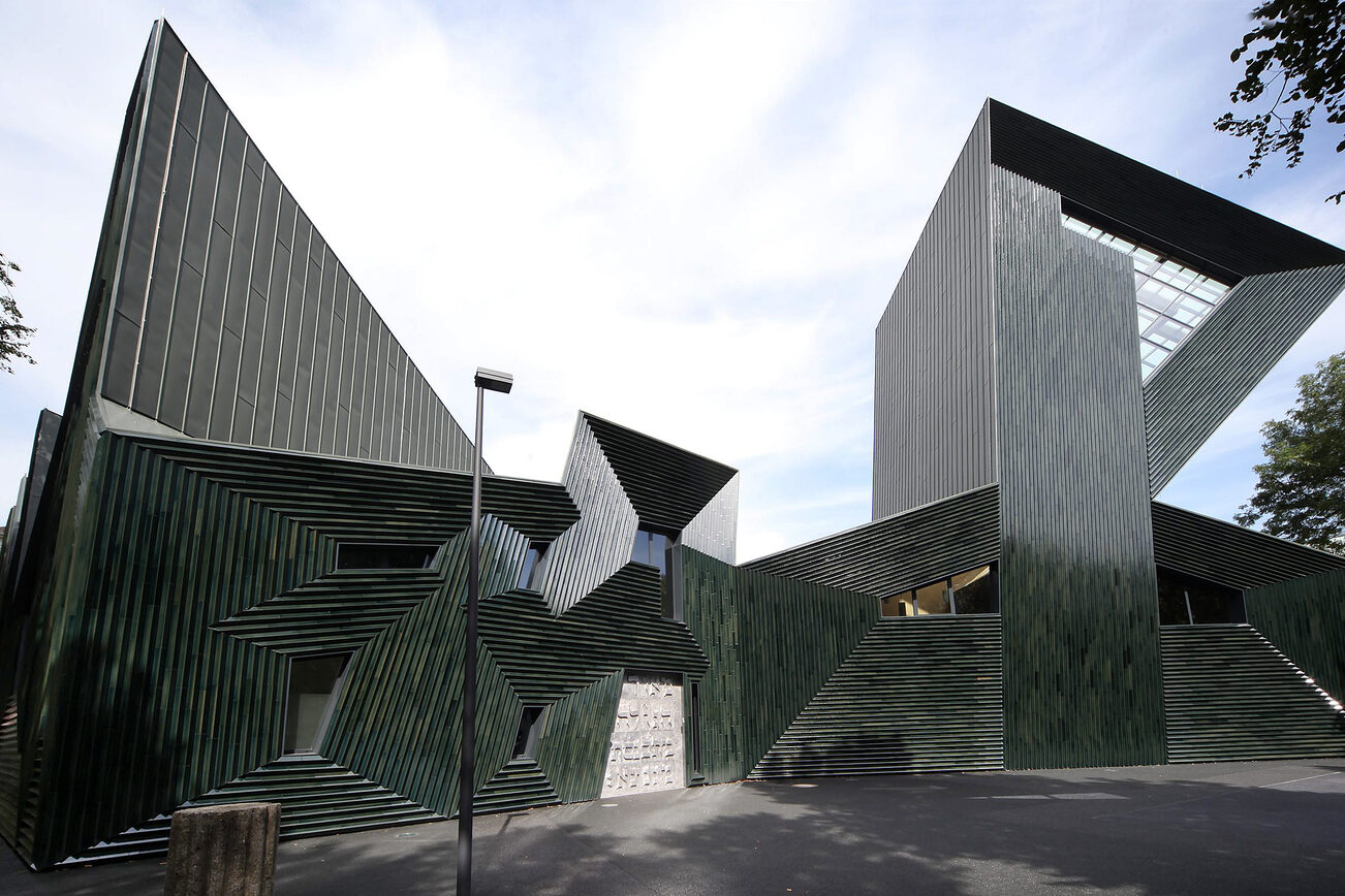 Nowa Synagoga w Moguncji, Plac Synagogi