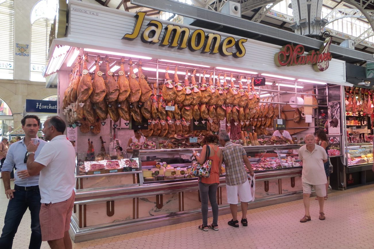 Serrano ham, Mercado Central Valencia