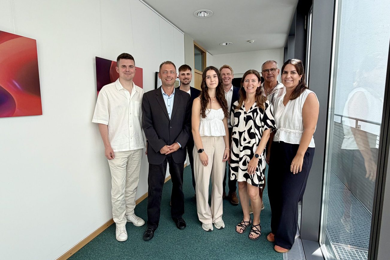 Photo de groupe au Stadthaus de Große Bleiche avec des représentants du monde sportif de la ville de Mayence, capitale du Land, et des associations sportives