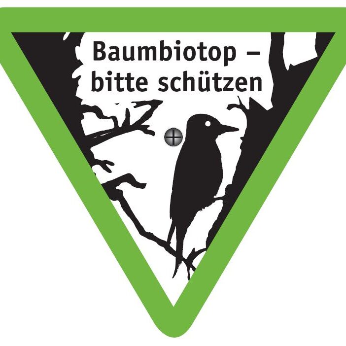 Hinweisschild Baumbiotop