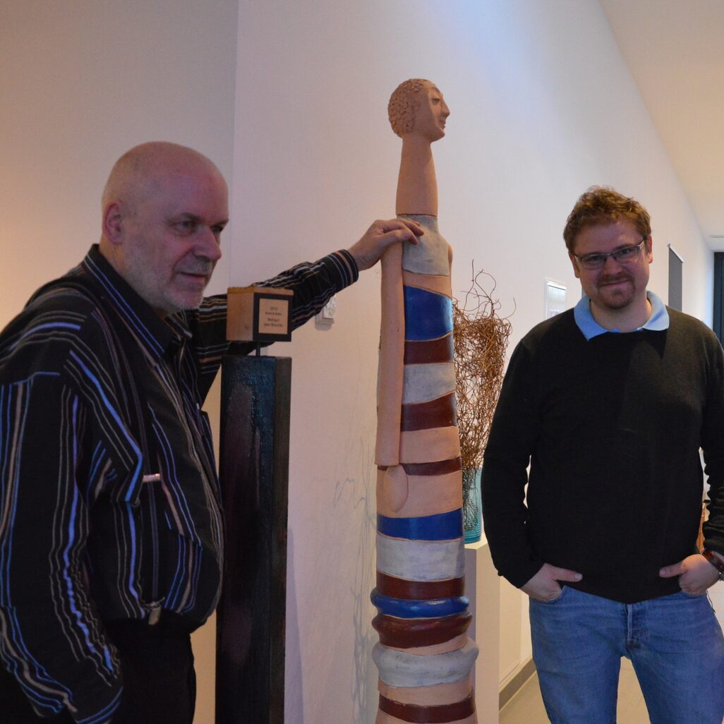 Jean Michael und Jean Raphael vor Kunst und Auszeichnung