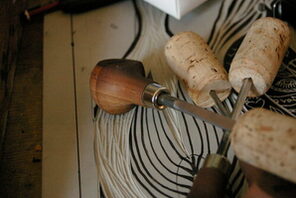 Linoldruckwerkzeuge © AdobeStock fieldofvision