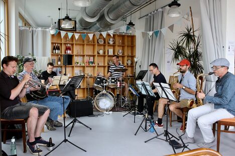Big Band 6-5000 bei der Probe
