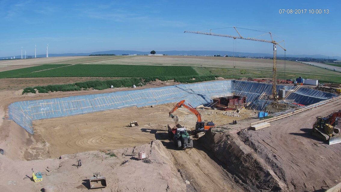 Baustelle Neues Regenrückhaltebecken Ebersheim August 2017