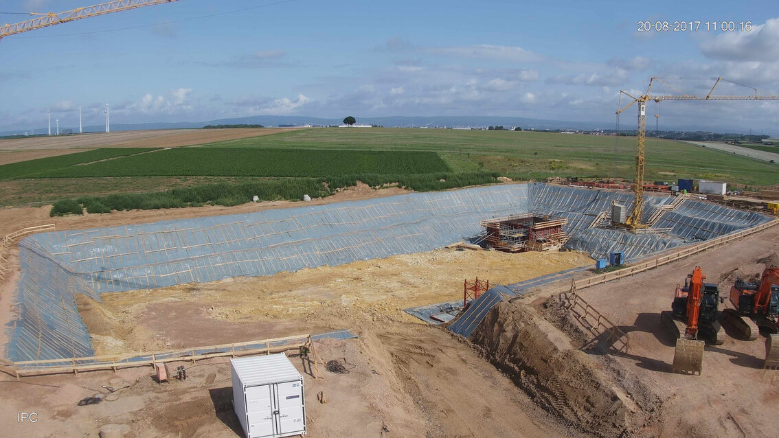 Baustelle neues Regenrückhaltebecken Ebersheim