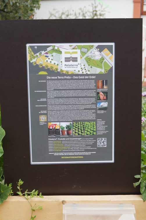 Projet de jardinage urbain sur la place Romano Guardini