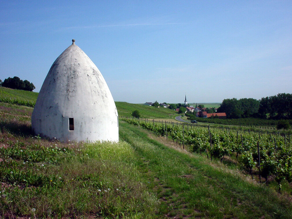Trullo - ein traditionelles Weinbergshäuschen in den Weinbergen