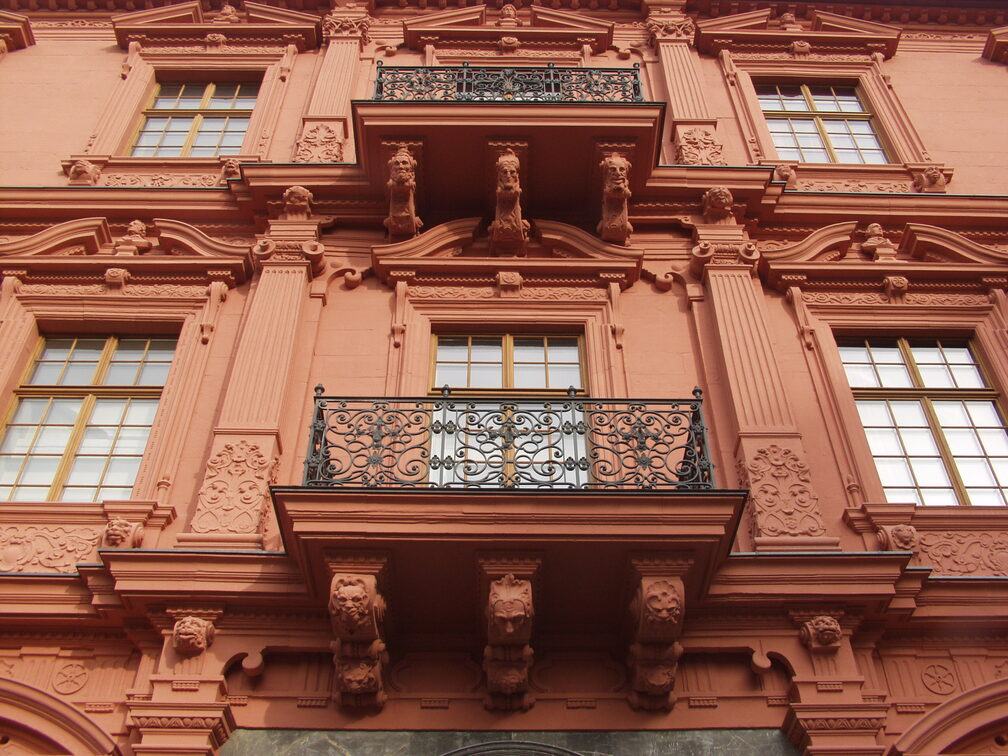 Kurfürstliches Schloss, Balkon