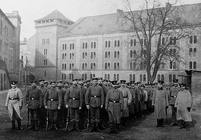 Le bâtiment militaire Magasin de provisions vers 1916