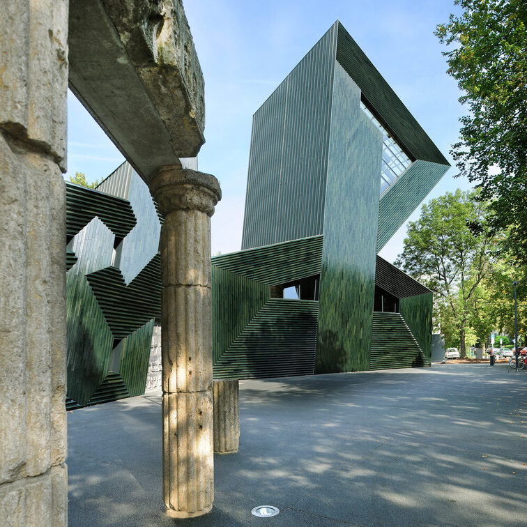 Widok z zewnątrz Nowej Synagogi w Moguncji