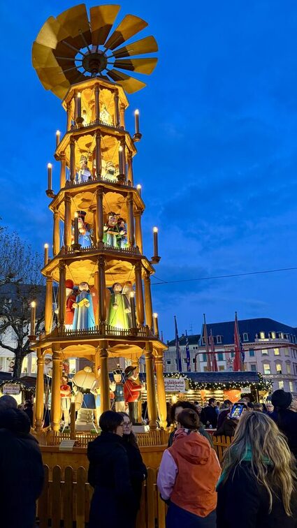 Weihnachtspyramide auf dem Historischen Weihnachtsmarkt