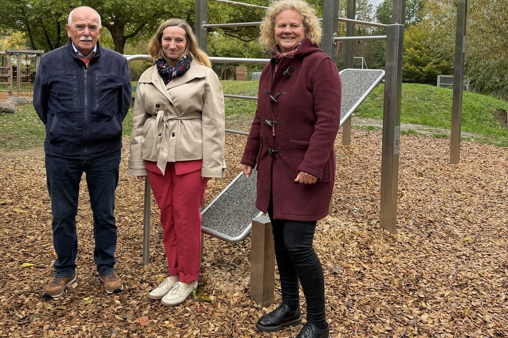 Manfred Mahle, sołtys dzielnicy Mainz-Finthen; Jana Schmöller, dyrektor ds. dzieci w stolicy kraju związkowego Moguncji; Janina Steinkrüger, dyrektor ds. środowiska w stolicy kraju związkowego Moguncji (od lewej do prawej)