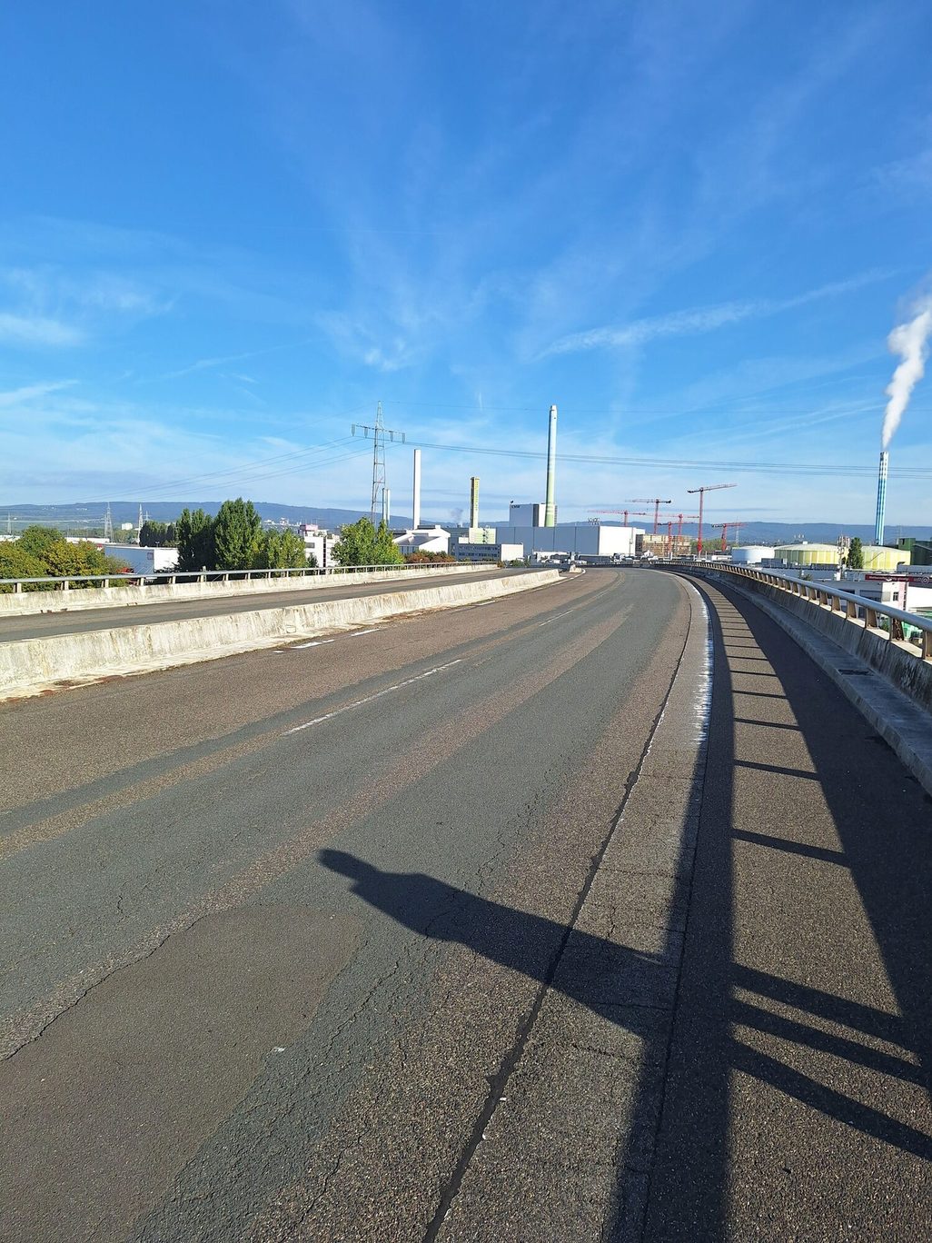 Motif de la photo : le pont surélevé