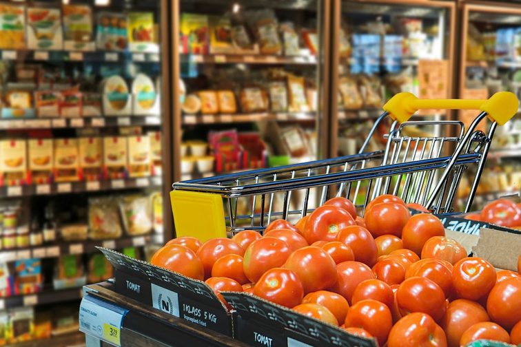 Widok na supermarket