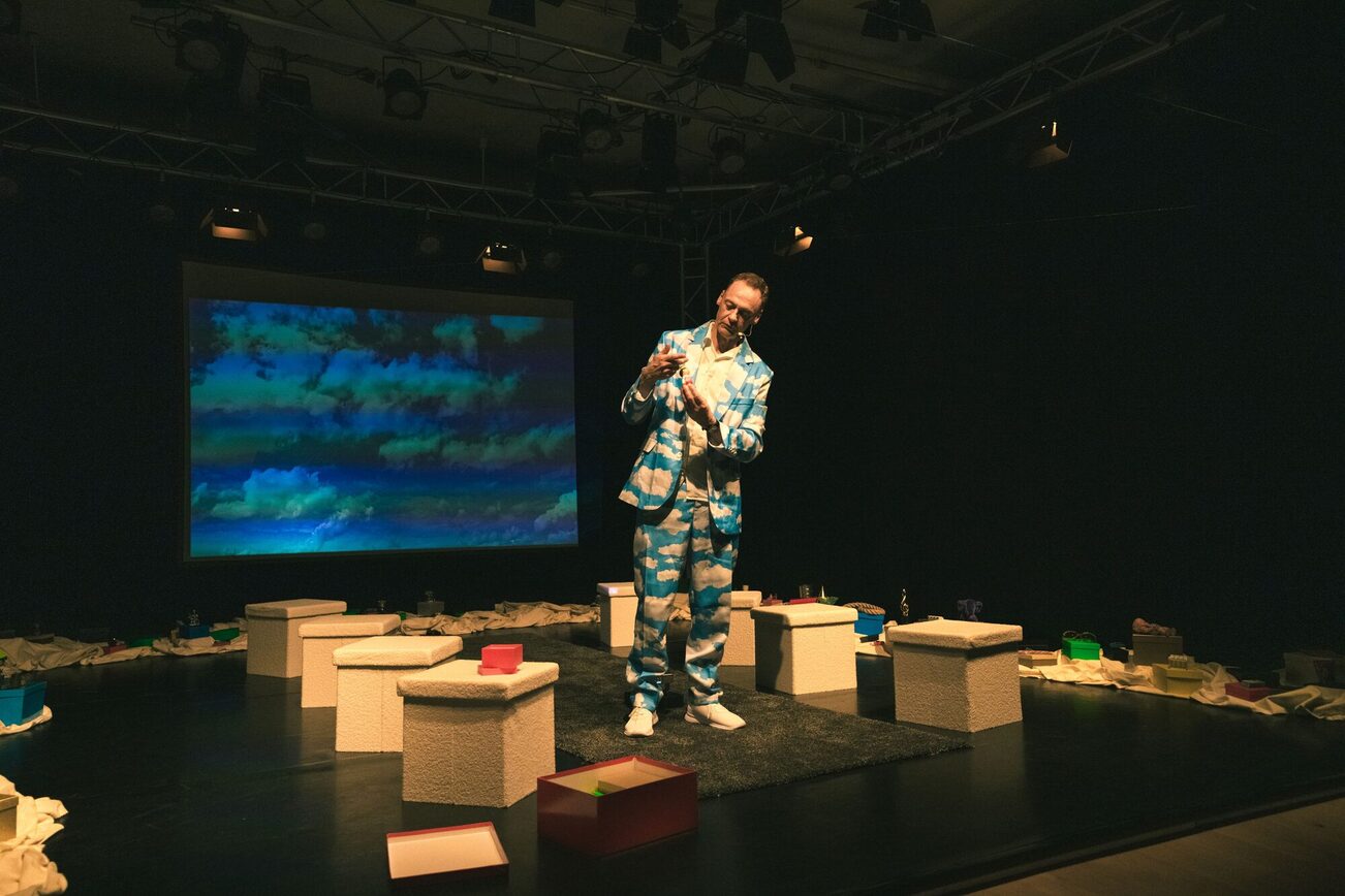 pad Its Your Life Aufführung