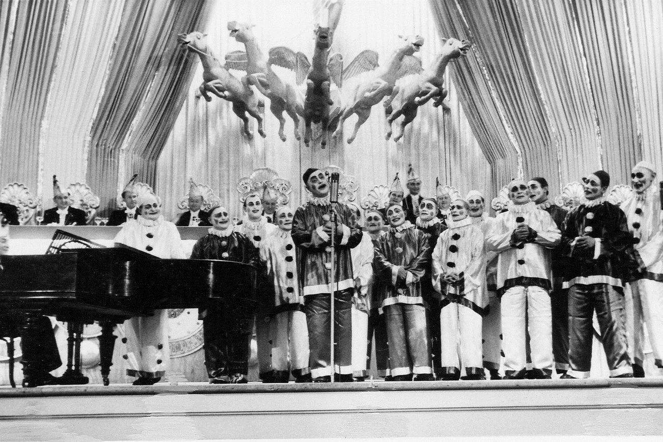 W klubie Bajazz z pomalowaną twarzą, 1957 r.
