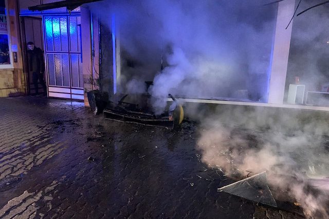 Dommages causés par le feu sur le lieu d'intervention.
