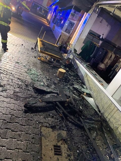 Dommages causés par le feu sur le lieu d'intervention.