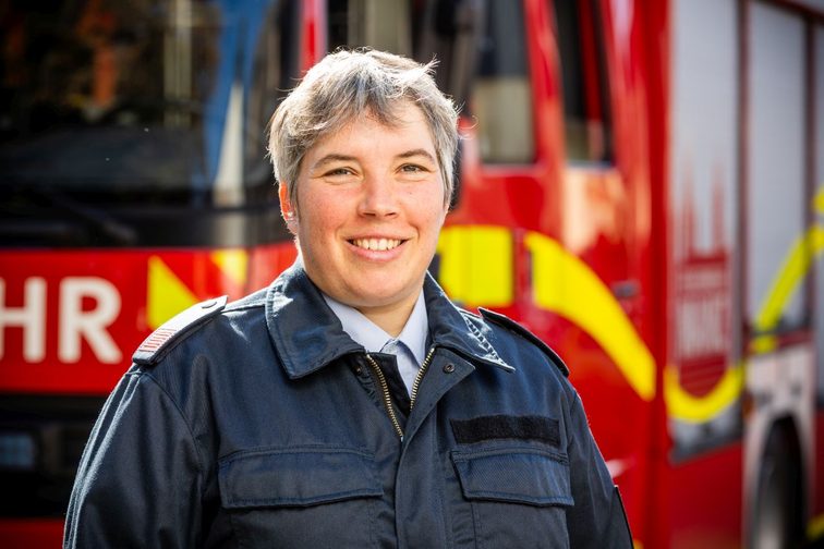 Photo de la responsable des enfants sapeurs-pompiers de Hechtsheim