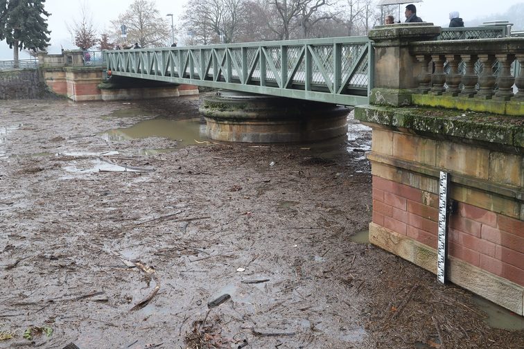 Floods and floating debris in the winter harbor