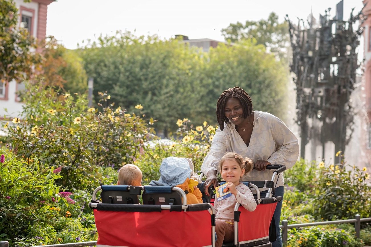 Assistante maternelle avec enfants à Mayence