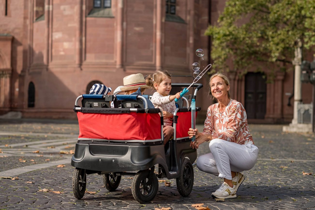 Assistante maternelle avec enfants à Mayence