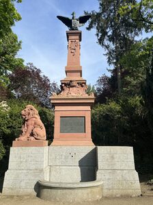 Denkmal ohne rechten Löwen