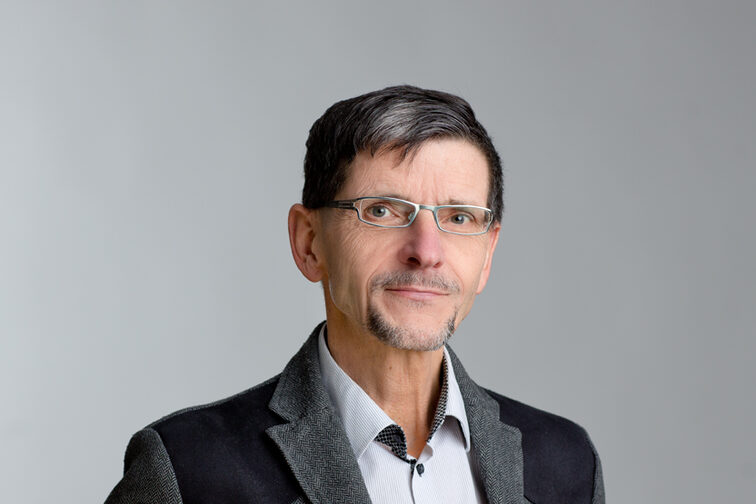 Dr. Stephan Fliedner